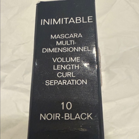 CHANEL Inimitable Mascara in Black Packaging - Picture 2 of 2